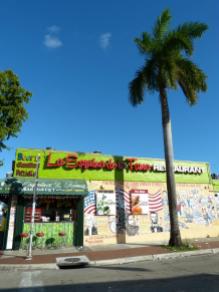 bunte Läden in Little Havanna in Miami