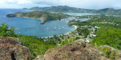 Antigua - Blick auf English Harbour von Shirley Heights